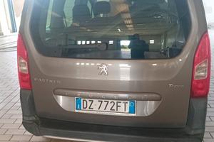 macchina incidentata