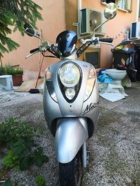 Sym mio 100