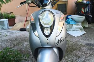 Sym mio 100