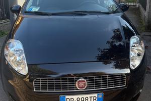 Uniproprietario vende Grande Punto 2008 27.663 km