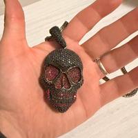 Collana con pendente Teschio zirconi neri e rossi
