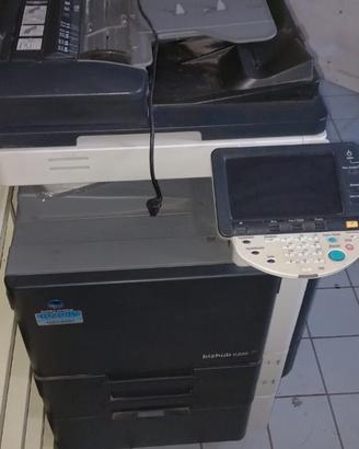 Stampante Konica Minolta Bizhub c220