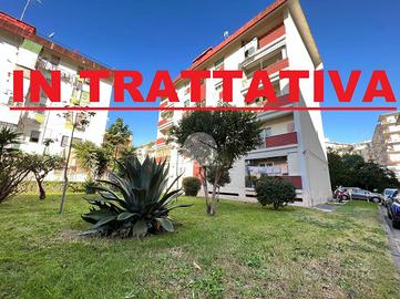 3 LOCALI A NAPOLI