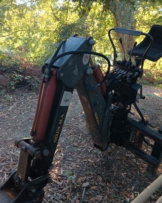 Retro escavatore, escavatore 