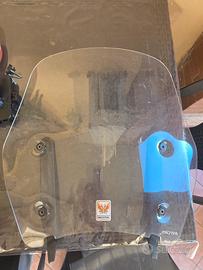Parabrezza Isotta Sh150