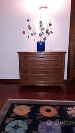 Comò a quattro cassetti in legno . Anni '60