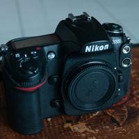 Nikon D 300 con ottica Sigma