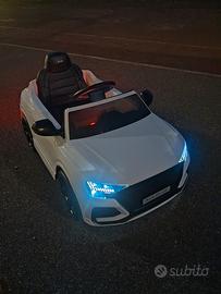 macchina bimbo audi r6 q8