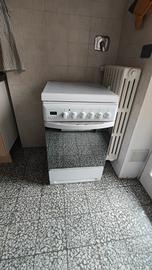 cucina 4 fornelli + forno