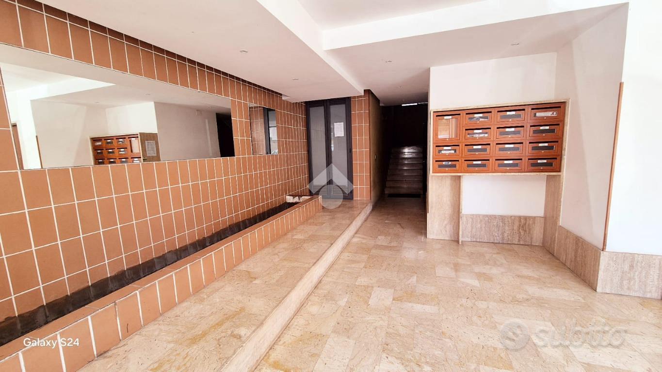 3 LOCALI A BARI - Vista 4