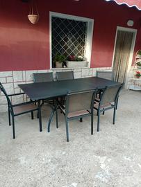 Tavolo allungabile e 6 sedie in textilline 