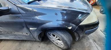 RENAULT MEGANE 2008 - PARAFANGO DESTRO