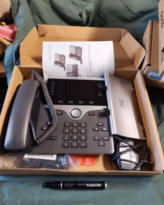 stok 7  telefoni cp professionali Cisco cp5851 