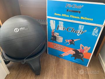 Palla per addominale e sedia fitness per ufficio