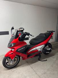 Gilera Nexus 500.