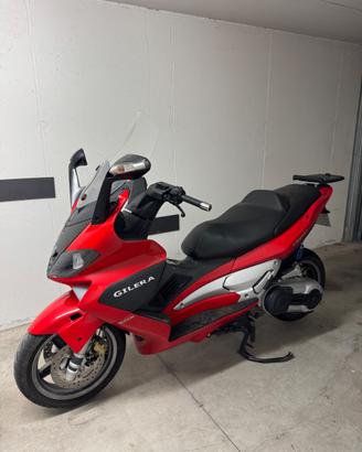 Gilera Nexus 500.
