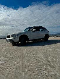 Auto BMW x1