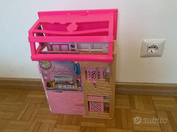 2 case portatili di barbie
