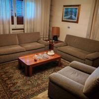 Due divani + poltrona
