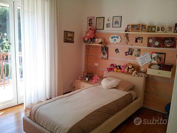 Letto singolo e materasso