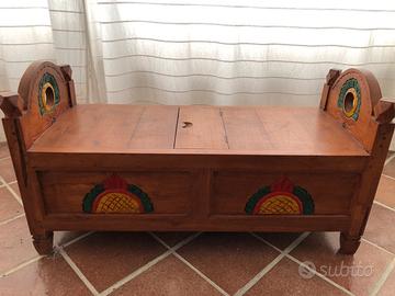 Panca cassapanca etnica