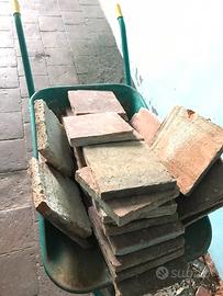 Piastrelle in cotto pulite 1,50 cadauna