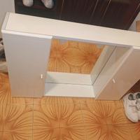 Mobiletto vintage e mobiletto bagno