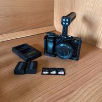 Sony a6300 4K Kit Video + Cage & Top Handle + 3 SD