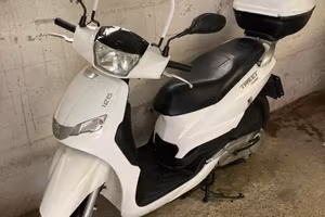 Peugeot Tweet 125 del 2016