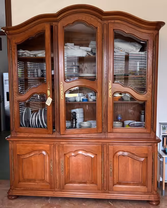 Credenza con vetrina