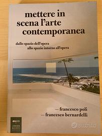 Mettere in scena l’arte contemporanea
