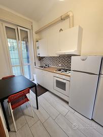 Rho centro In villa residenziale stanza singola