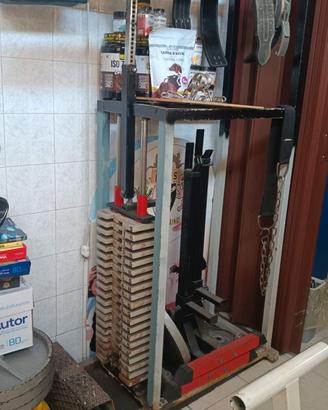 attrezzi palestra