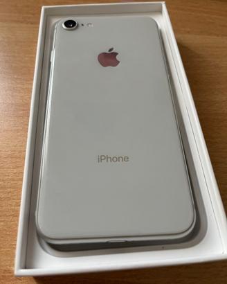 Iphone 8 64gb batteria 100%
