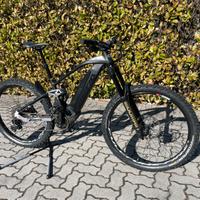 E-bike Fantic XMF 1.7 Carbon Sport