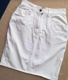 Gonna bianca Moschino. Vintage