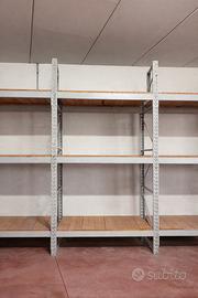 Scaffali metallici industriali