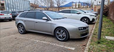 ALFA ROMEO 159 SW JTDM 150 CV AUTOMATICA