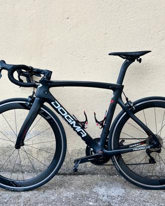 Pinarello Dogma f8 di2 11v