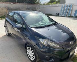 FORD Fiesta 1.4 5 porte Bz.- GPL Titanium