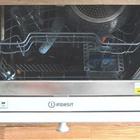 Lavastoviglie da incasso 60 cm Indesit  14 coperti