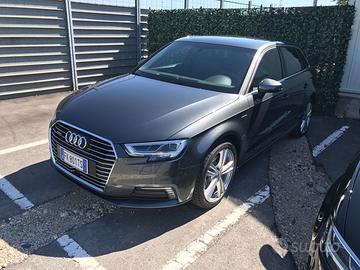 Audi A3 e-tron 2017 full optional-Daytona Grey