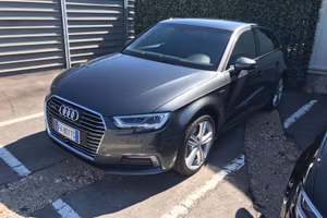 Audi A3 e-tron 2017 full optional-Daytona Grey