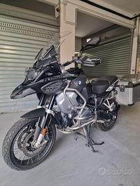 BMW GS 1250 Adventure Triple Black