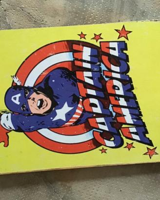 Due quadretti con immagine di Capitan America