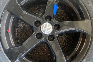 4 cerchi Volkswagen 17", 5 fori