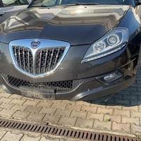 Lancia delta fari led disponibile per ricambi