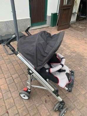 passeggino loola bebe confort nero/grigio/rosso