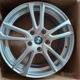 Cerchi lega Bmw serie 1 f20 f21 mis 17  NUOVI