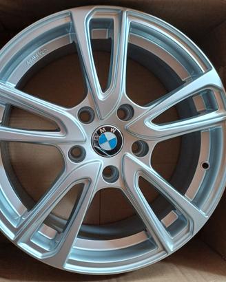 Cerchi lega Bmw serie 1 f20 f21 mis 17  NUOVI